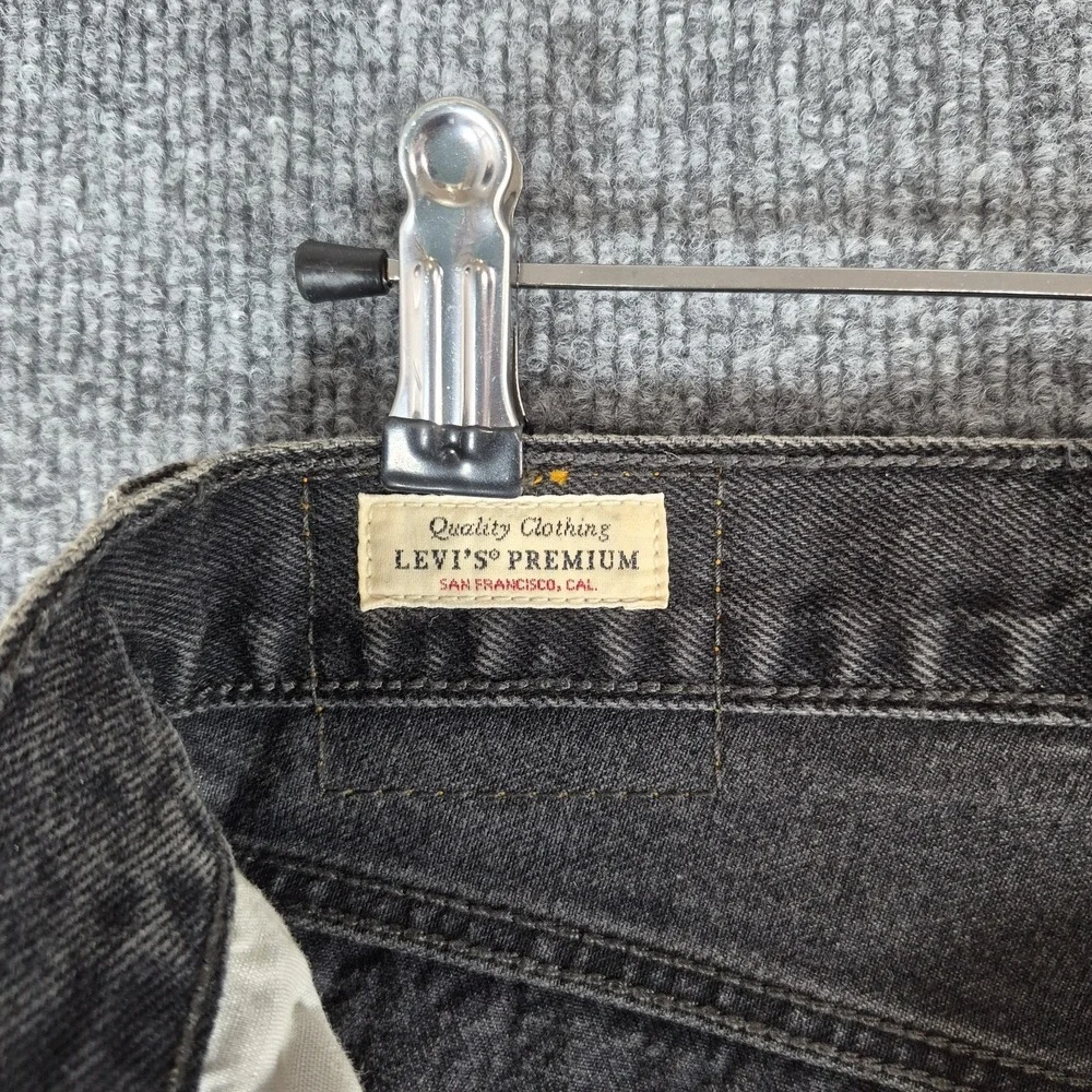 Vintage Levi's 501 Premium Jeans Men's 28Wx32L Black Straight‎ Button Fly 90s